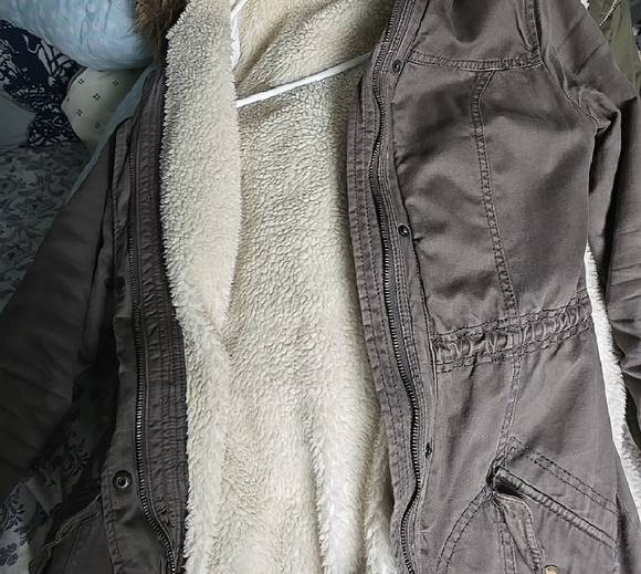 Hollister Gray Sherpa Jacket - Coat Long - Picture 2 of 6